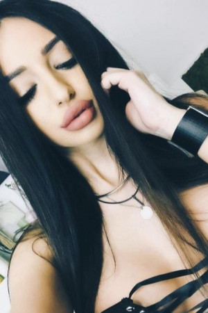 Алина